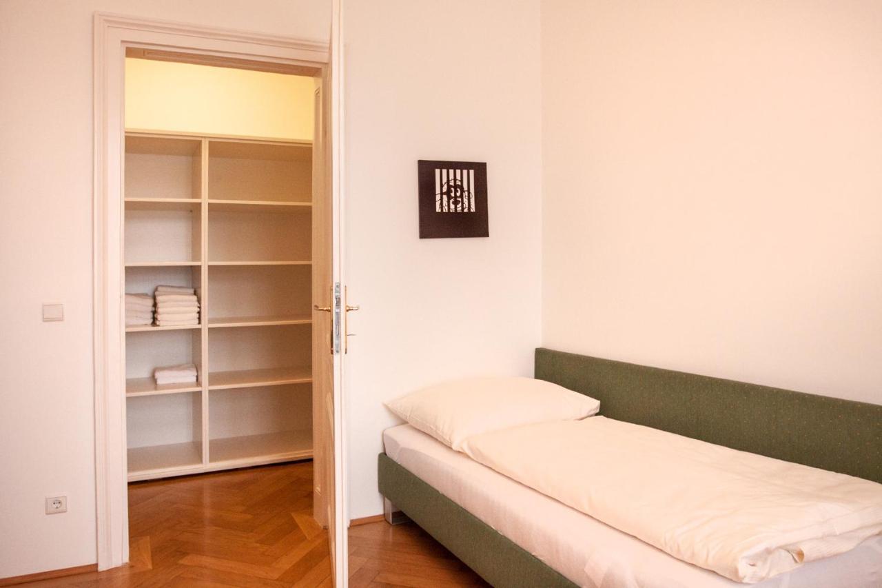 Riess Apartments Rotenhofgasse | Contactless Check-In ウィーン エクステリア 写真
